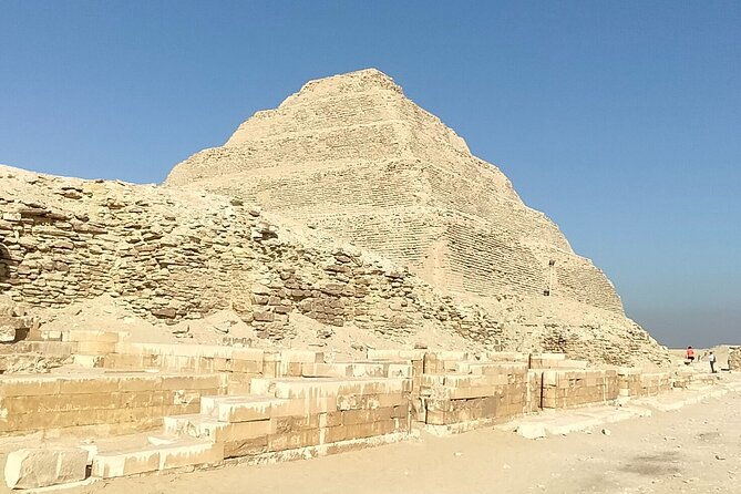 sakkara-pyramids-dahshour-pyramids-and-memphis-tour