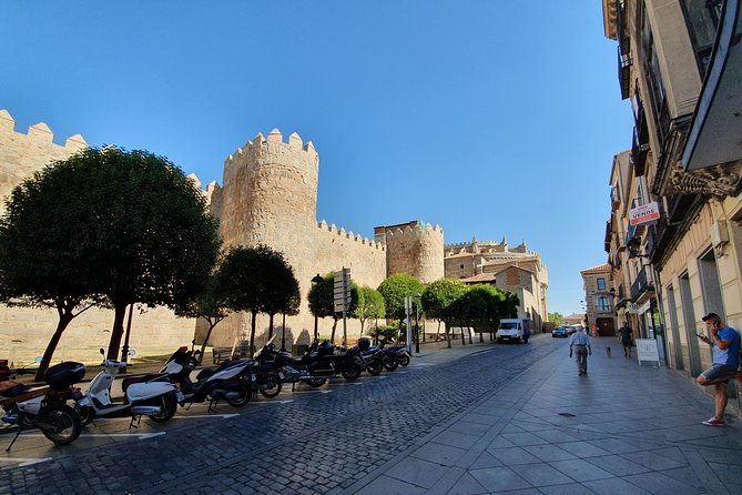 salamanca-and-avila-private-tour-from-madrid-with-hotel-pickup
