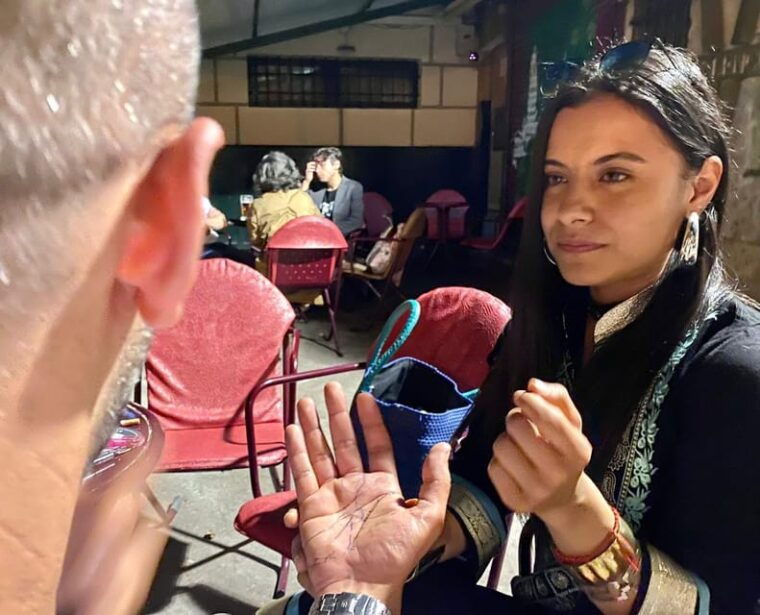 salamanca-palmistry-come-and-discover-your-path-in-your-hands
