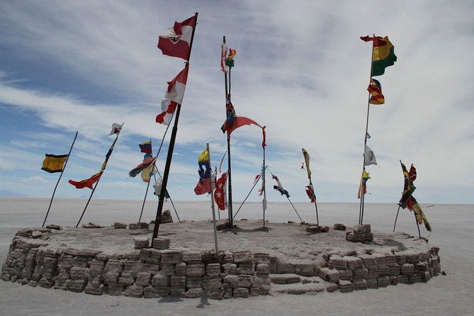 salar-de-uyuni-with-lodging-4-days-full-tour-with-tunupa
