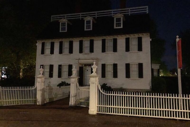Salem: Hocus Pocus Movies and More Tour - FAQ