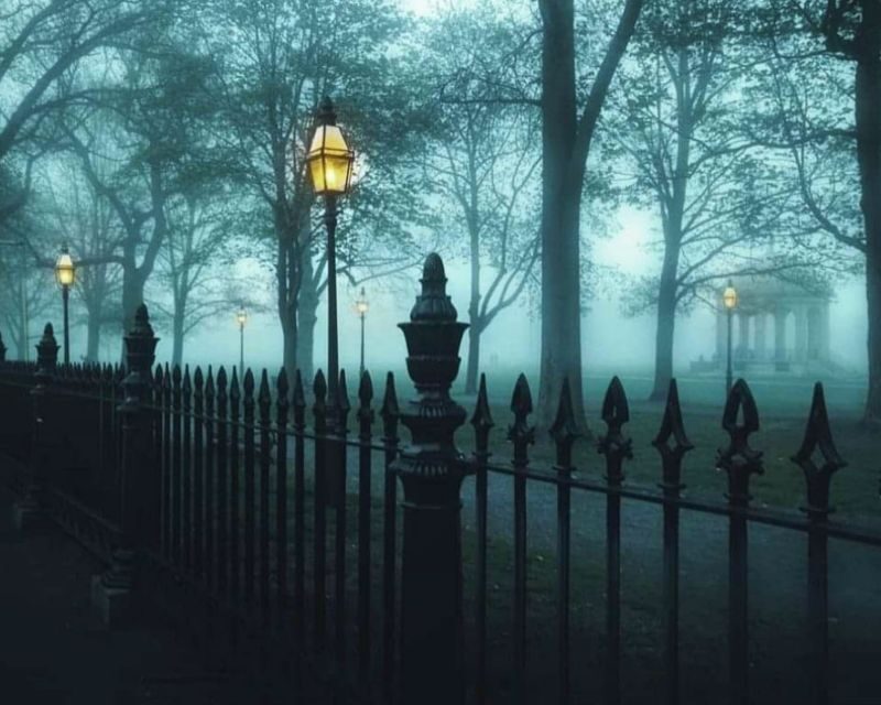 Salem Night Tour: Haunt and History Guided Night Tour - An In-Depth Look at the Salem Night Tour
