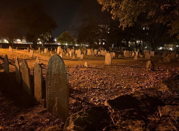 salem-specters-and-apparitions-ghost-hunting-tour