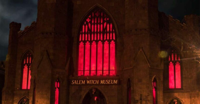 Salem: Ultimate Dead of Night Walking Ghost Tour - What to Expect on the Tour