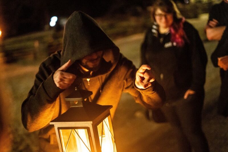 Salem: Ultimate Dead of Night Walking Ghost Tour - The Details That Matter