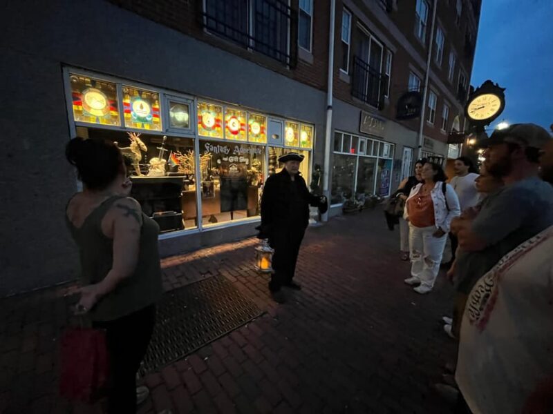 Salem: Vampires and Ghosts Walking Tour with Haunted Objects - Practical Tips for Travelers