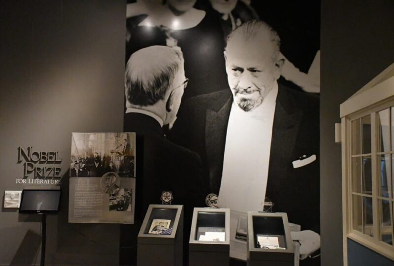 Salinas: National Steinbeck Center tickets - Overview of the National Steinbeck Center Experience