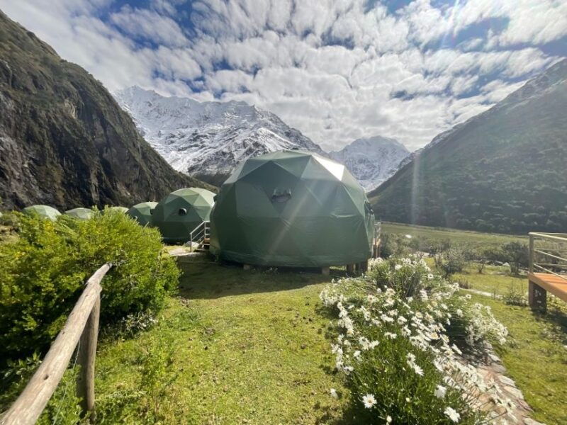 salkantay-humantay-lake-trek-with-domes-2d-1n