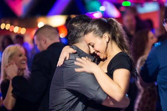 salsa-dance-class-and-nightlife-tour-in-san-juan