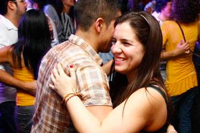salsa-dance-night-classes-and-live-concert