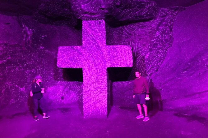 salt-cathedral-and-guatavita-lake-visiting-the-towns-with-breackfast-and-lunch