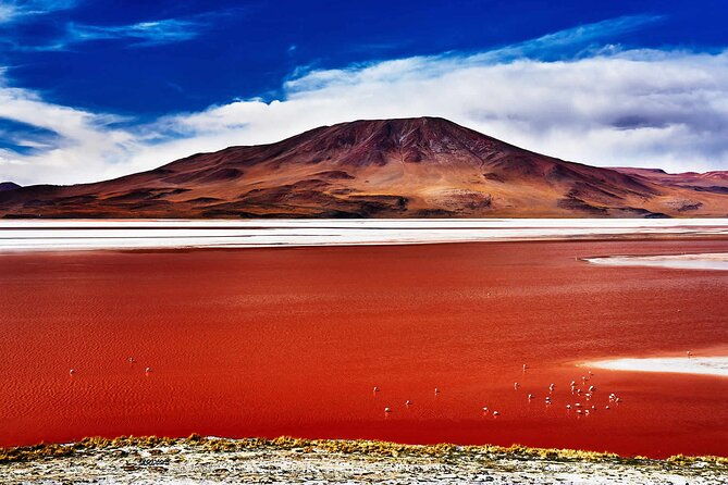 salt-flats-of-uyuni-in-3d-2n
