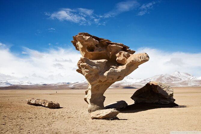 salt-flats-of-uyuni-in-3d-2n