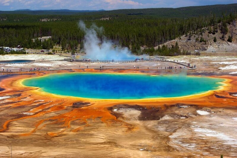 Salt Lake City: Yellowstone 4-day Tour with Airport Pickup - Key Points