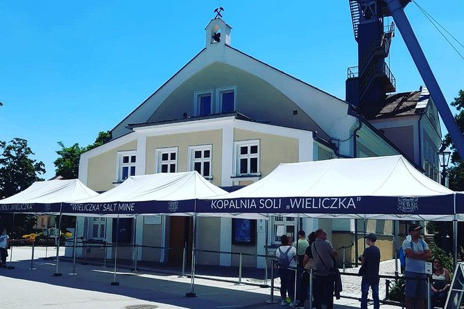 salt-mine-in-wieliczka-guided-tour-with-private-transfer-from-krakow