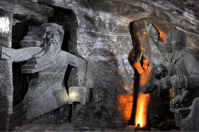 salt-mine-in-wieliczka-guided-tour-with-private-transfer-from-krakow
