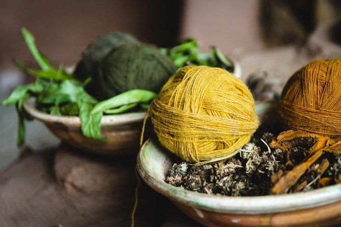 salt-mines-mountains-and-quechua-farmers-full-day-photography-expedition