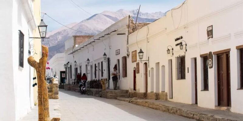 salta-calchaqui-valley-scenic-drive-and-day-trip-to-cachi-2