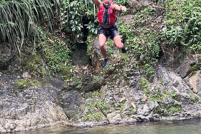 salto-de-pilar-cliff-jumping-tour