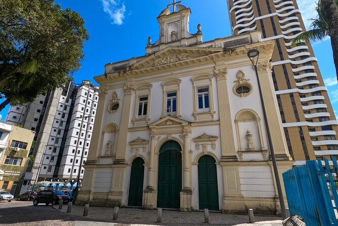 salvador-sights-self-guided-tour-vitoria-and-barra