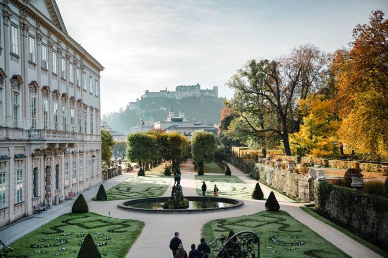 salzburg-2-hour-guided-walking-tour-with-a-photographer