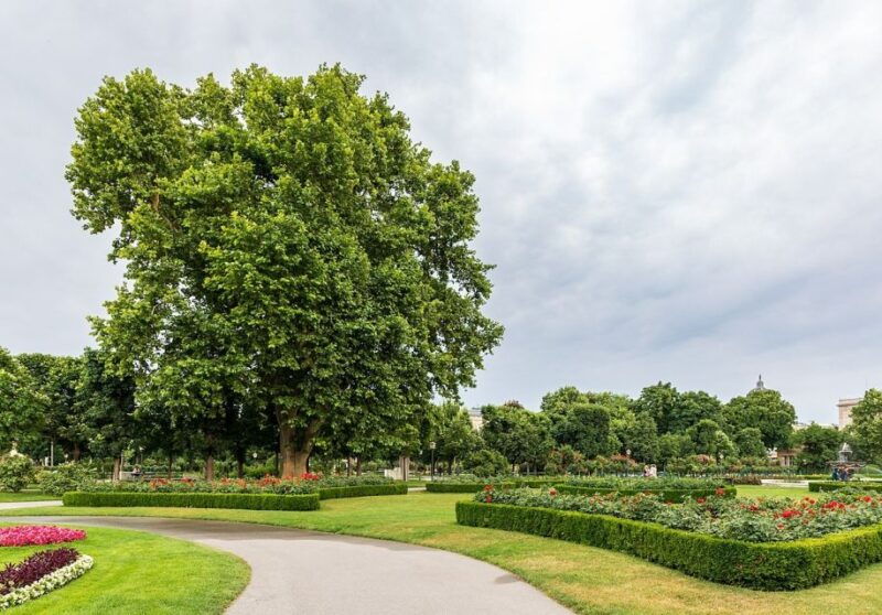 salzburg-day-trip-to-munich-private-guided-tour
