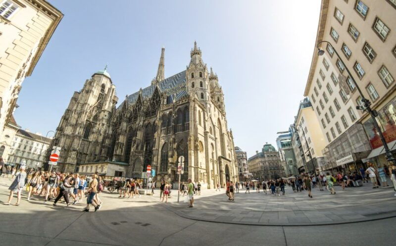 salzburg-day-trip-to-munich-private-guided-tour
