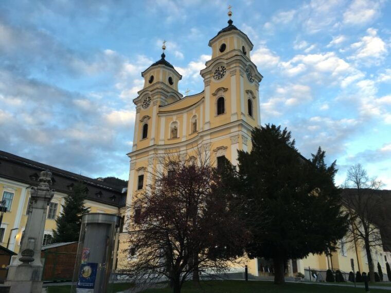 salzburg-full-day-private-city-lake-district-tour