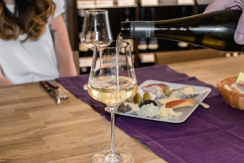 salzburg-guided-wine-tasting-in-a-hidden-wine-bar