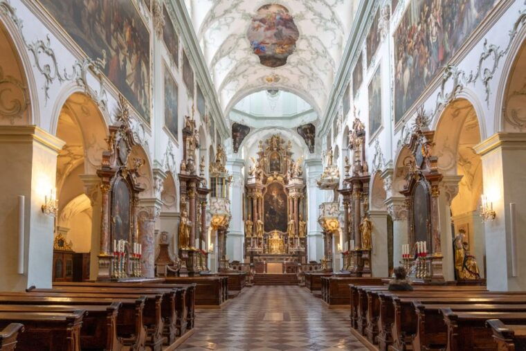 salzburg-old-town-fortress-cathedral-private-walking-tour-2