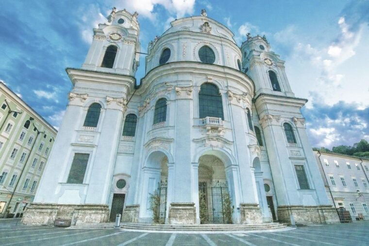 salzburg-old-town-mozart-mirabell-gardens-walking-tour
