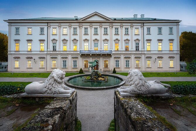 salzburg-old-town-walking-tour-mozart-mirabell-gardens