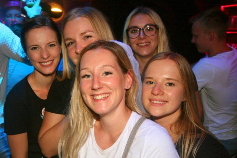 salzburg-pubcrawl-tour-through-best-bars-and-clubs-in-town