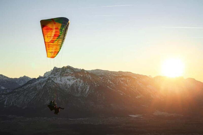 Salzburg: Tandem Paragliding Experience with Pilot - A Closer Look at the Salzburg Tandem Paragliding Experience