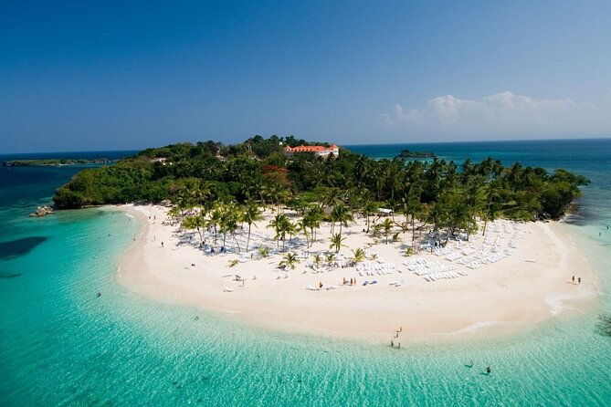 samana-cayo-levantado-horseback-riding-from-punta-cana-with-lunch