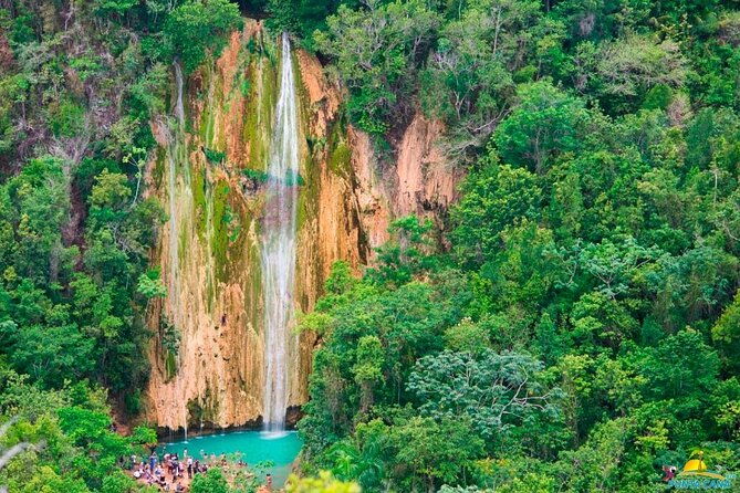 samana-whale-watching-waterfall-cayo-levantado-adventure