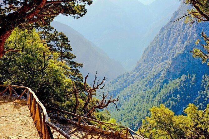 Samaria Gorge Hiking from Chania with proffesional hiking guide - The Itinerary Breakdown: What’s in Store for You