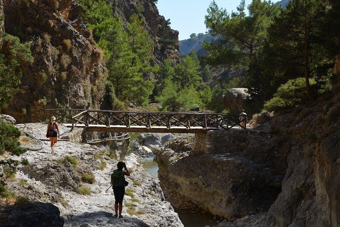 samaria-gorge-one-of-the-most-important-in-europe-from-rethymnon-2