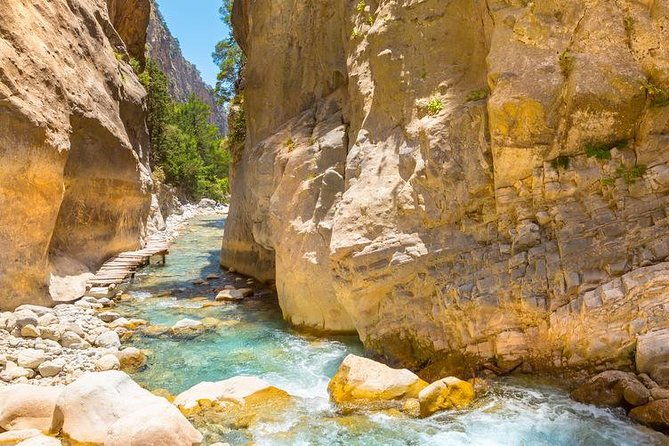 samaria-gorge-tour-from-chania-the-longest-gorge-in-europe-2
