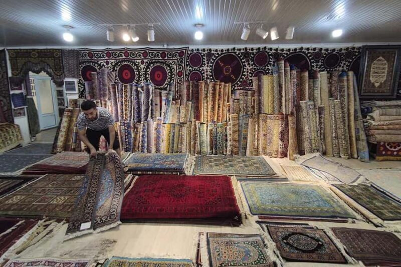 Samarkand: Afrosiab Museum, Ulugbek Observatory & More - The Sacred Site: Mausoleum of Khoja Daniyar