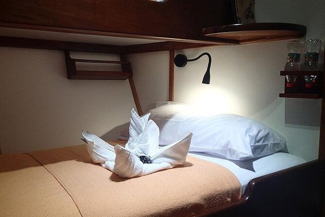 samba-cruise-at-galapagos-islands