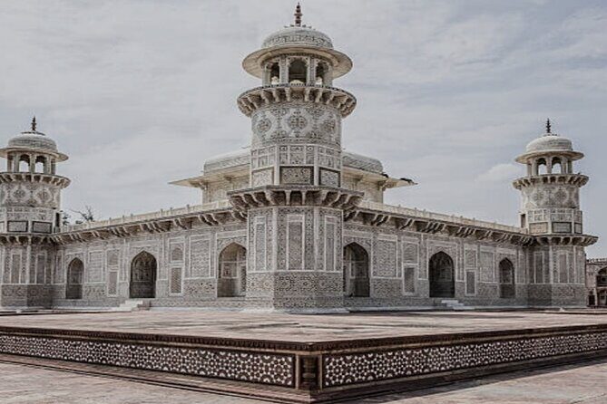 Same Day Taj Mahal and Agra Fort Tour from Delhi By Car - FAQ