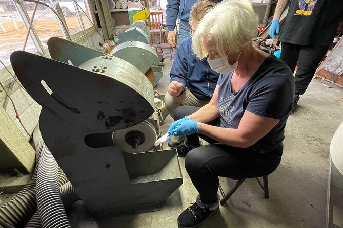samurai-knife-making-experience-visit-gifu-renowned-knife-museum