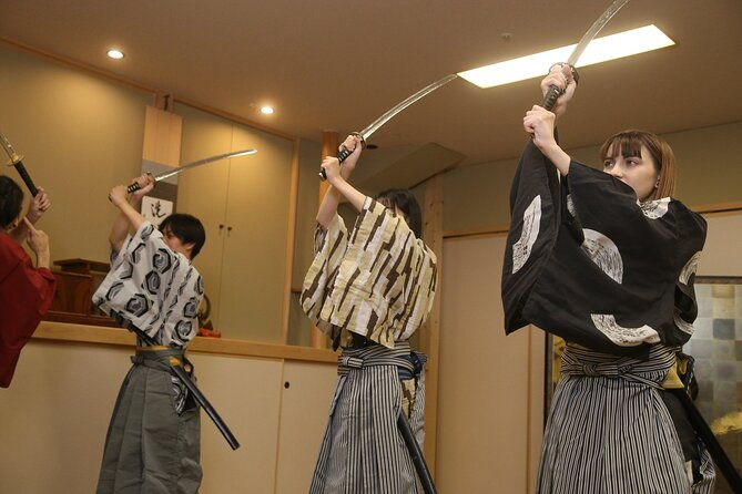 samurai-shogun-experience-with-costume-wearing