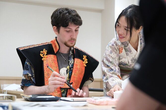 Samurai Show, Tea Ceremony, Japanese Traditional Activities - The Role of Staff and Guides