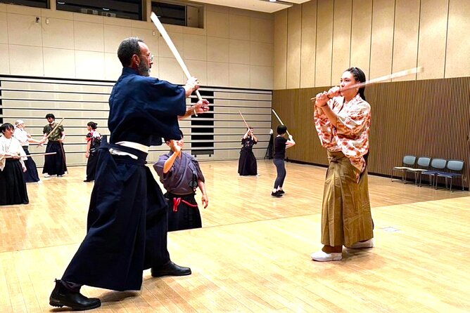 samurai-sword-experience-under-the-guidance-of-top-performers