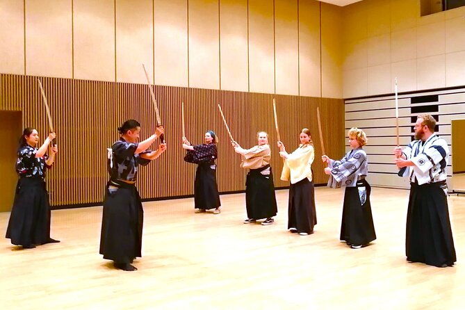 samurai-sword-experience-under-the-guidance-of-top-performers