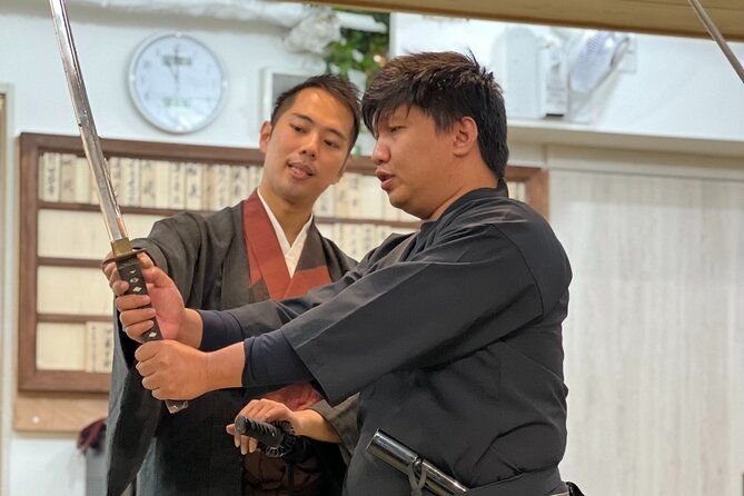 samurai-training-with-modern-day-musashi-in-kyoto