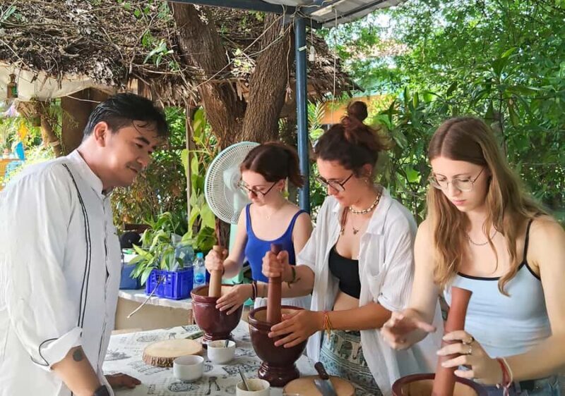 Samut Sakhon: Gastronomy Farm to Table Cooking Experience - The Heart of the Experience: Outdoor Cooking with a Pro Chef