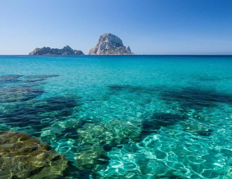 San Antonio: Boat tour to Es Vedrá with drinks and snacks - Key Points 